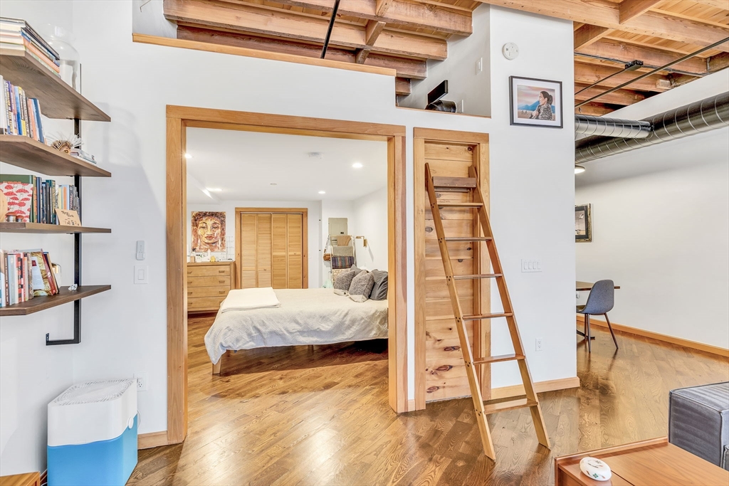 531 Main Street # 303