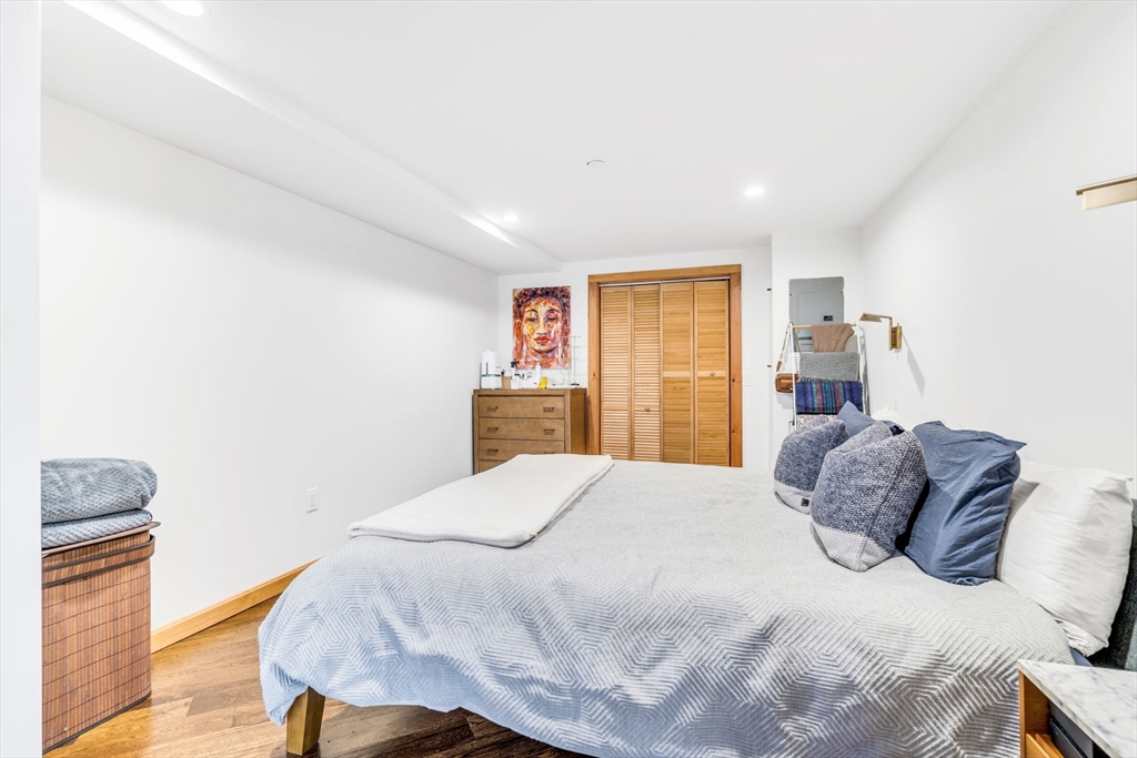531 Main Street # 303