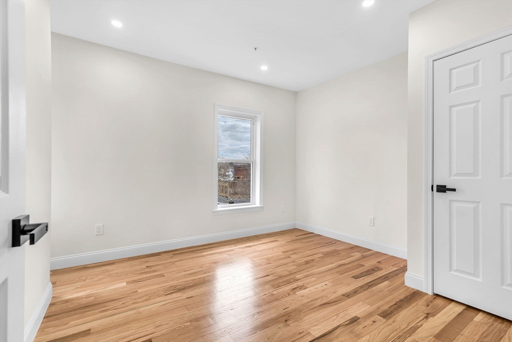 23 Pleasant St # 2
