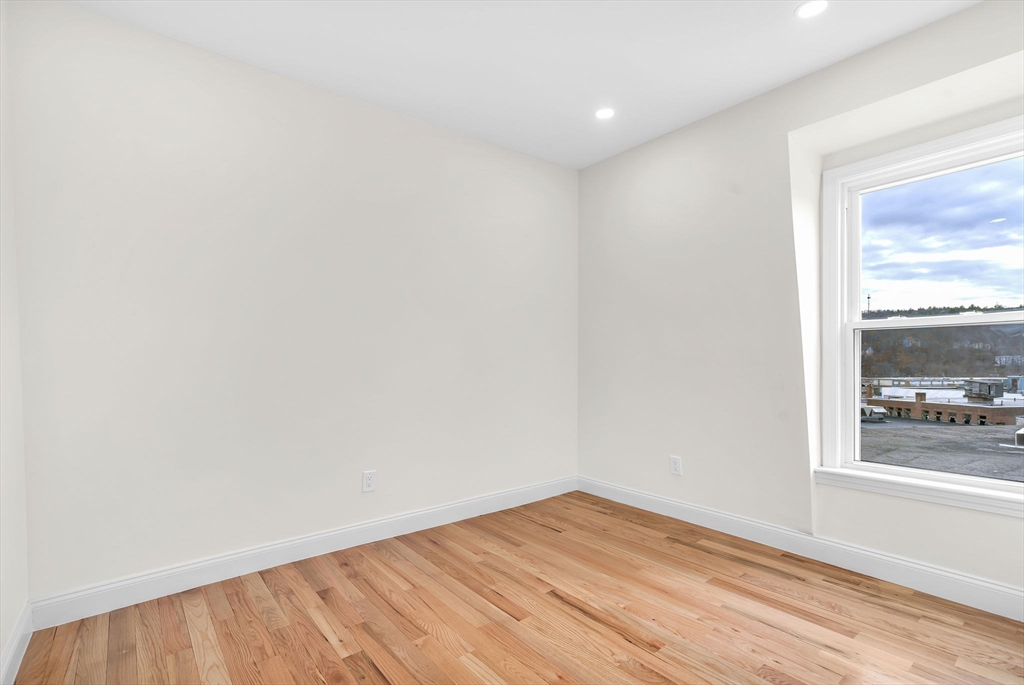 23 Pleasant Street # 3