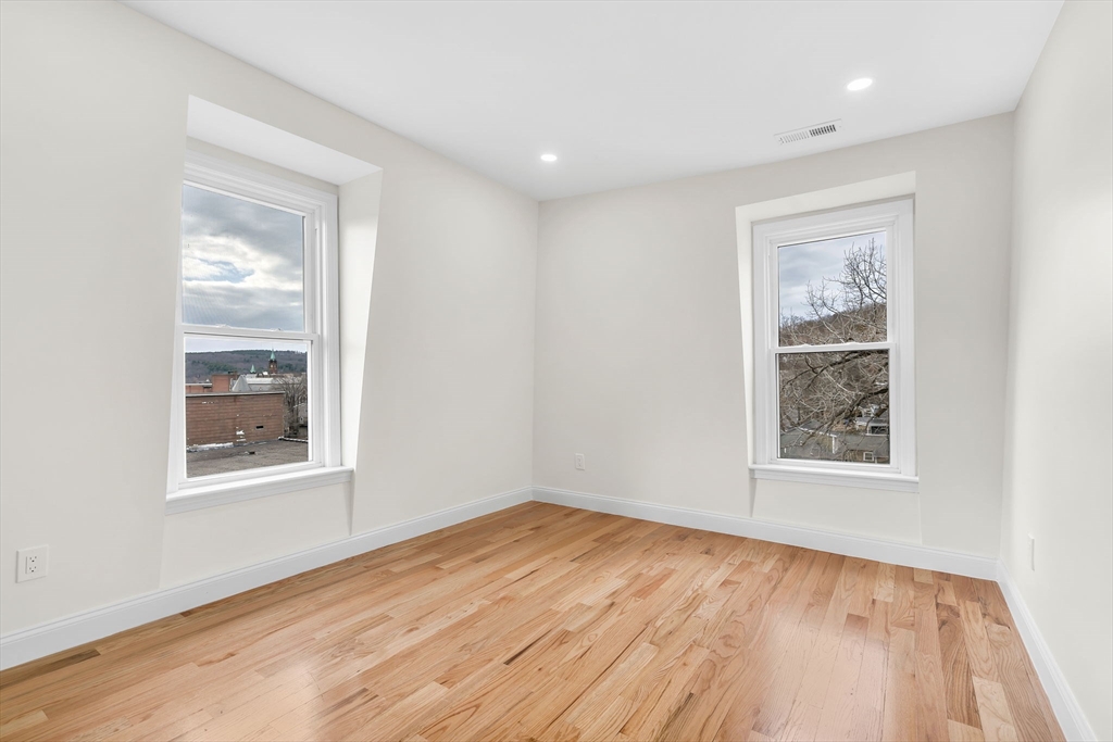 23 Pleasant Street # 3