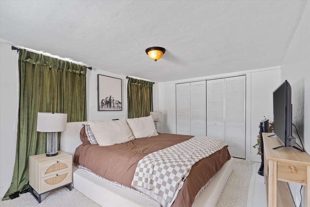 107 Boston Rd # 1