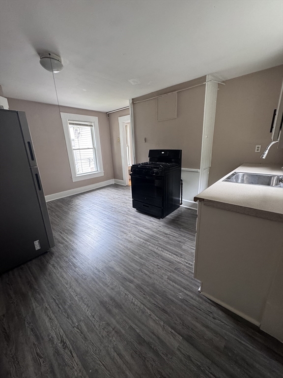 95 Pacific St # 2