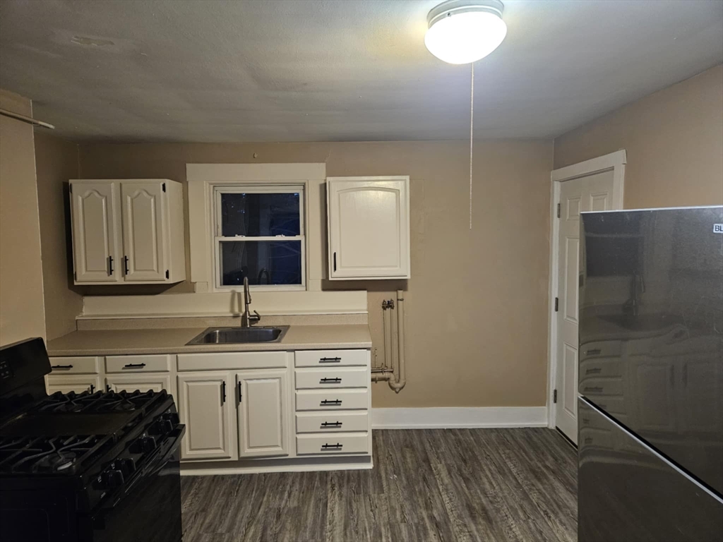 95 Pacific St # 2