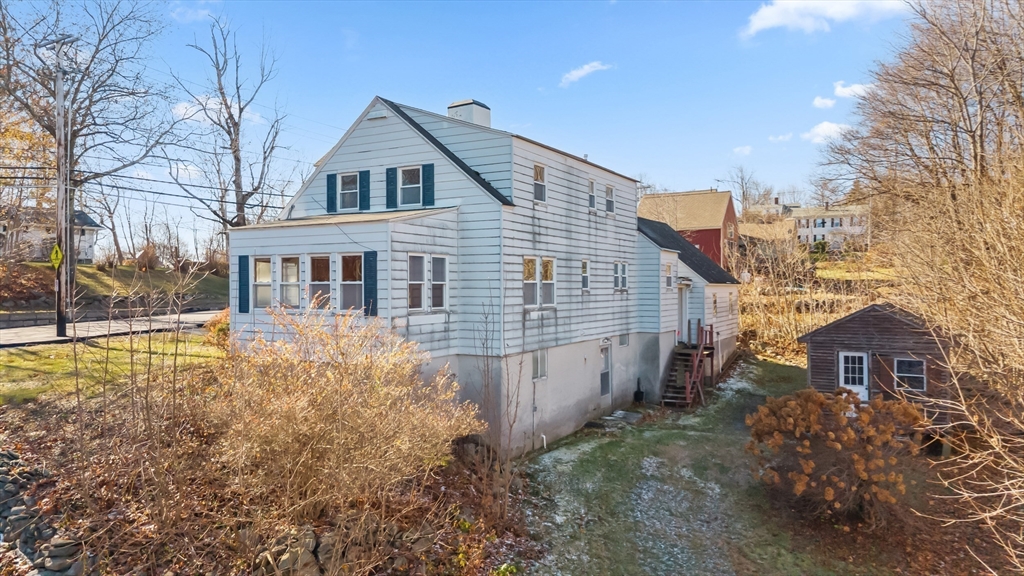 212 Pearl St
