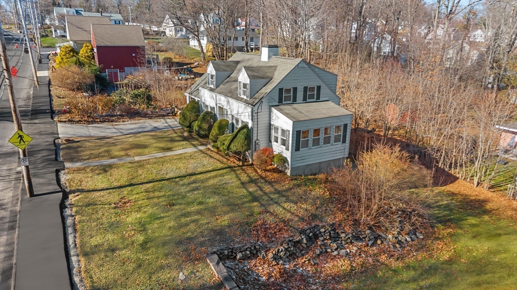 212 Pearl St