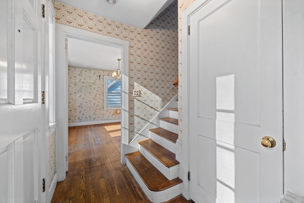 212 Pearl St
