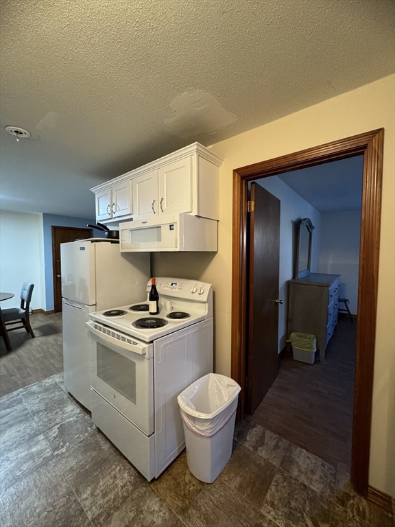 297 Ashland # 19