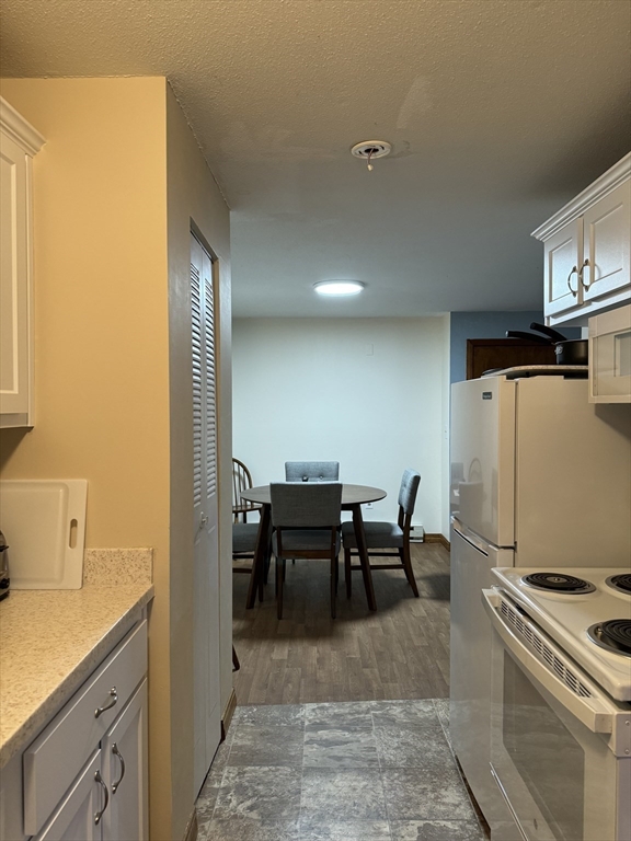 297 Ashland # 19
