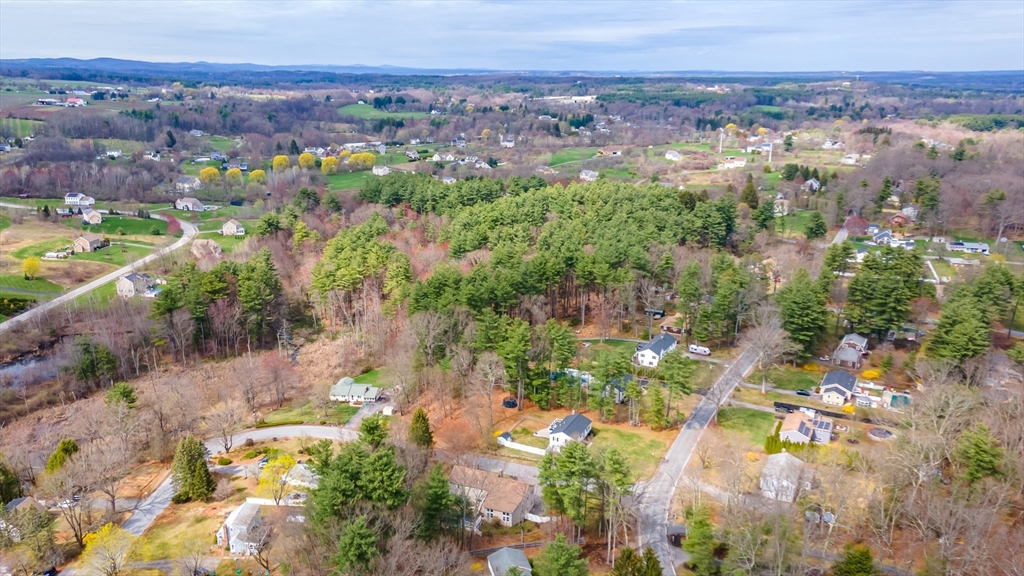 12 Cole Farm Rd