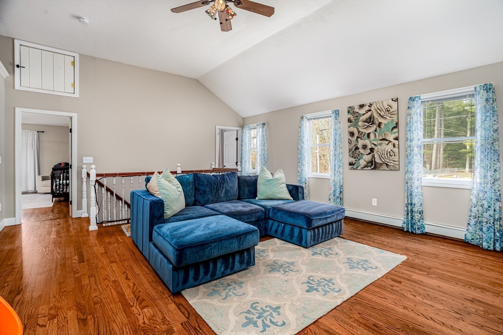 12 Cole Farm Rd