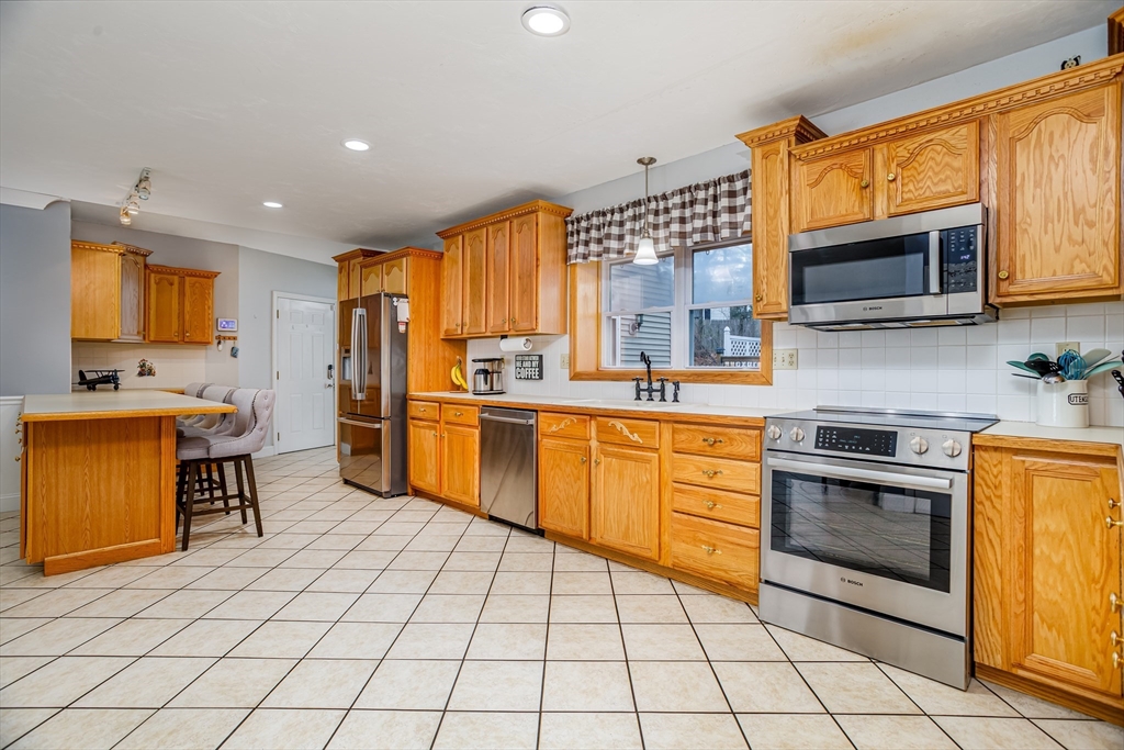 12 Cole Farm Rd