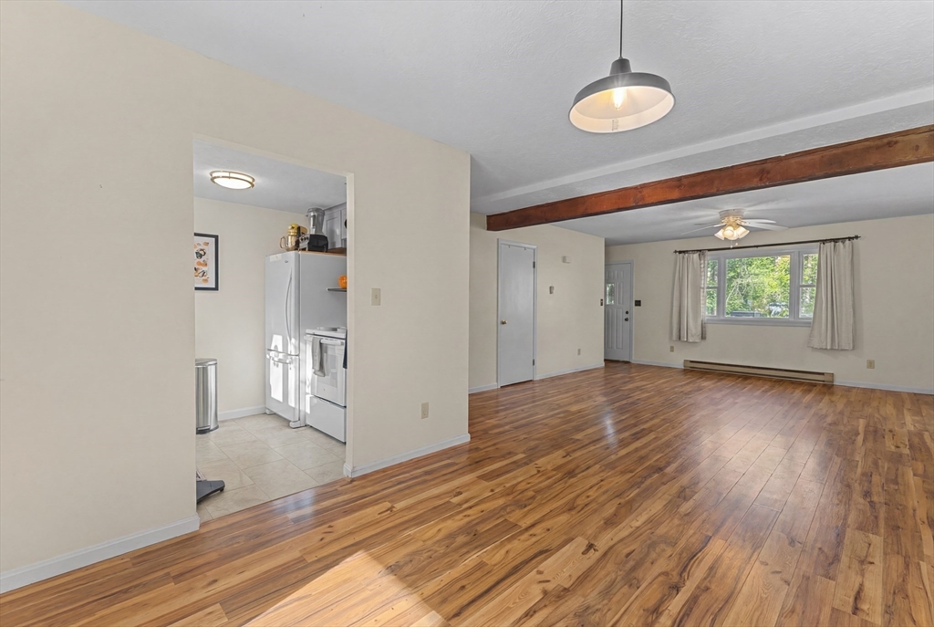371 Lancaster St # 3