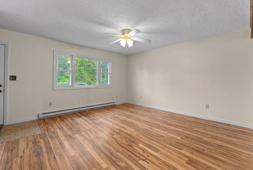371 Lancaster St # 3