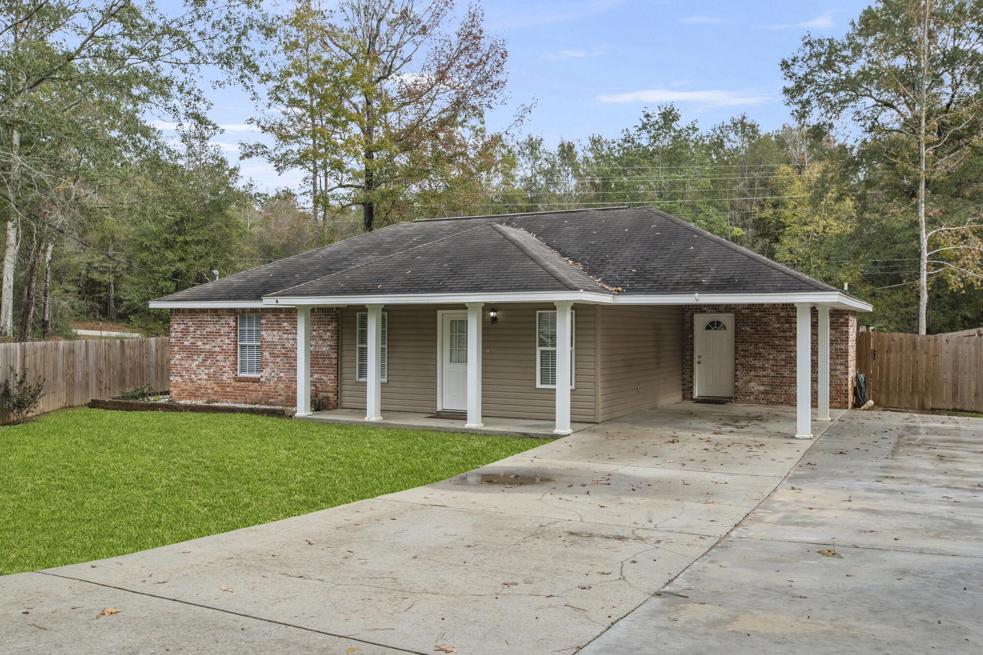 92 Trailwood Cir.