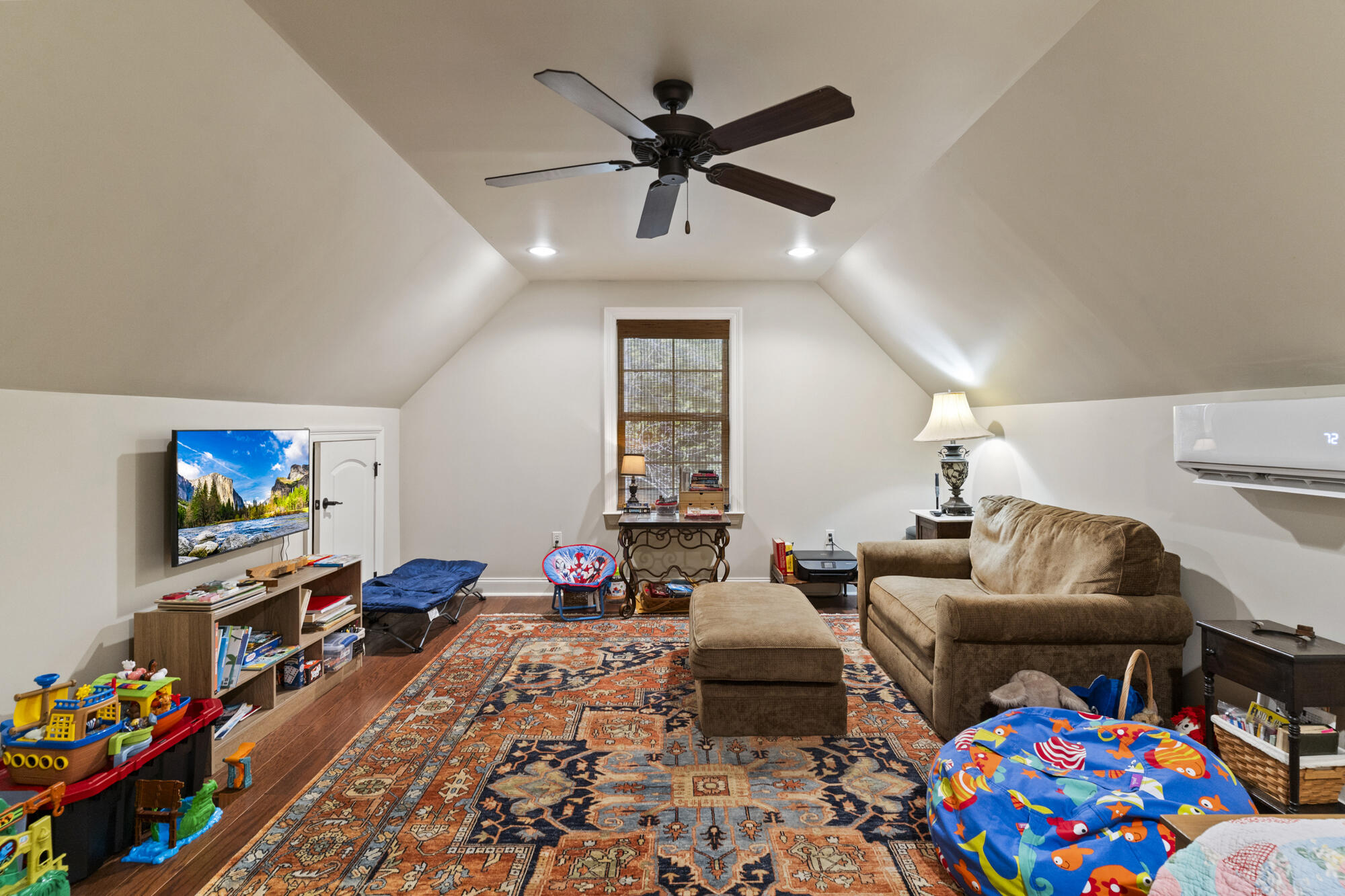 2 Pin Oak Point