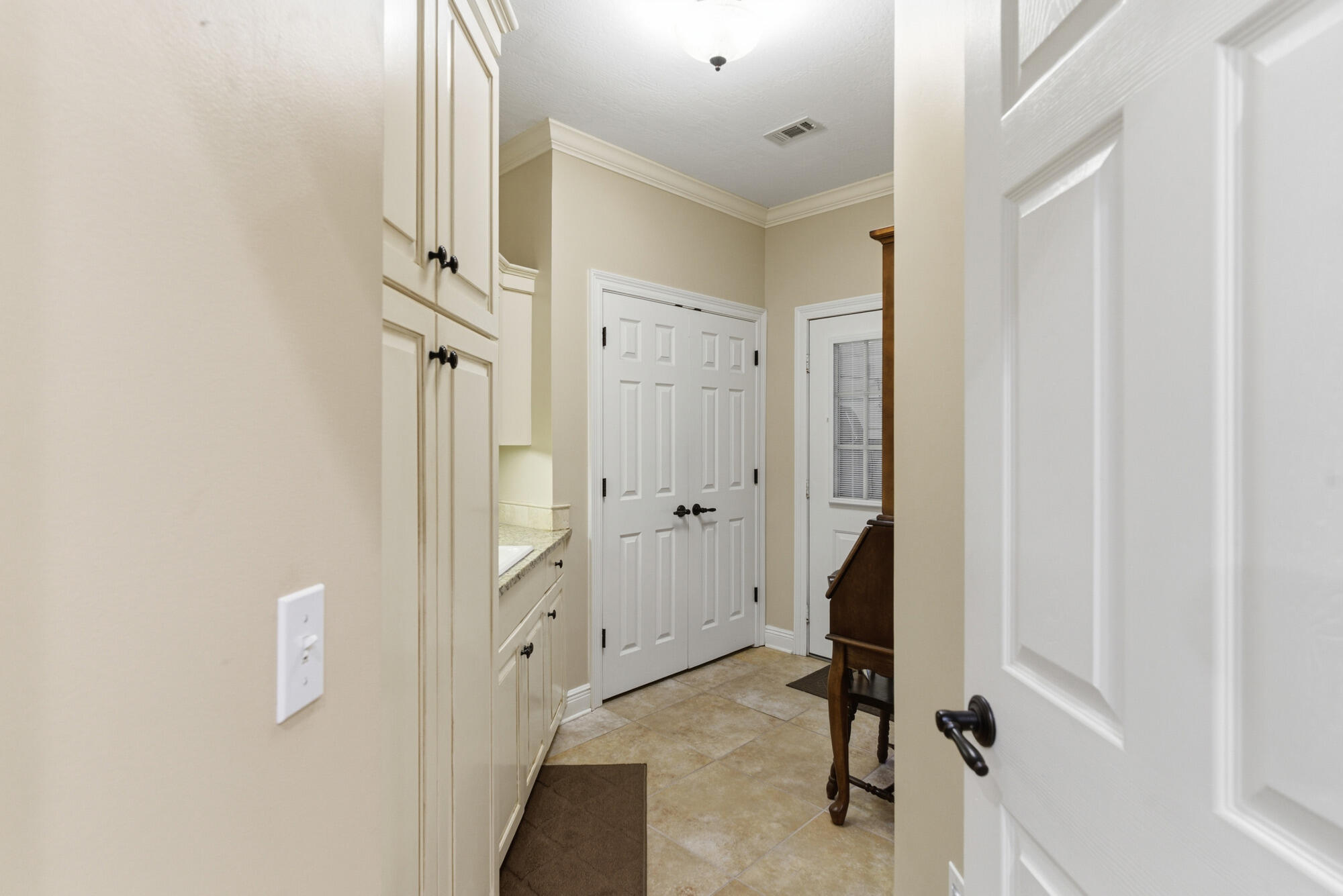 8 Chestnut Point