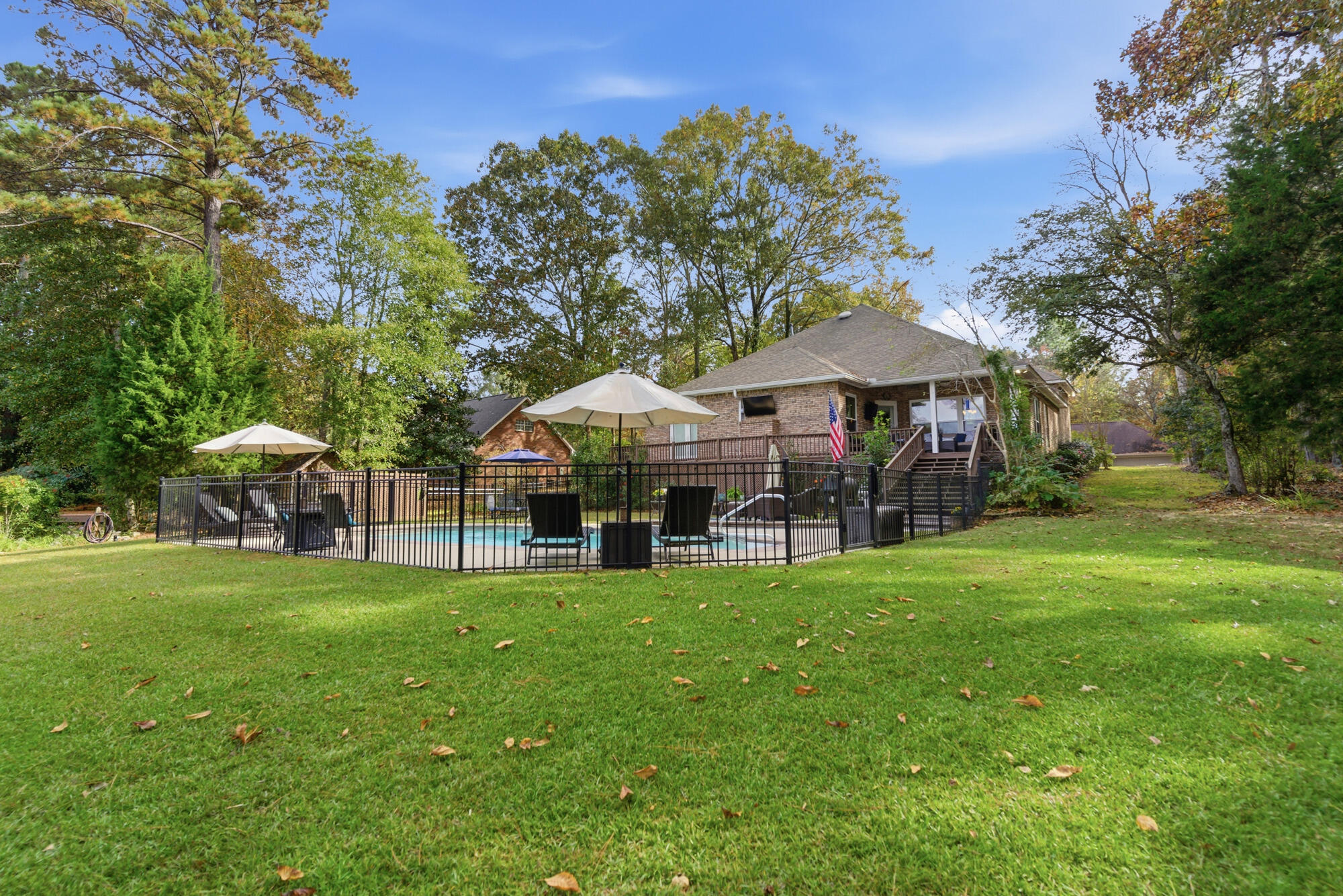 8 Chestnut Point