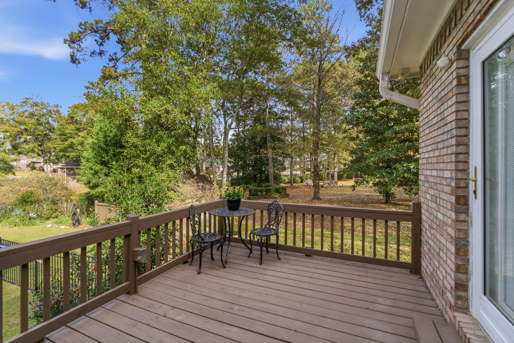 8 Chestnut Point
