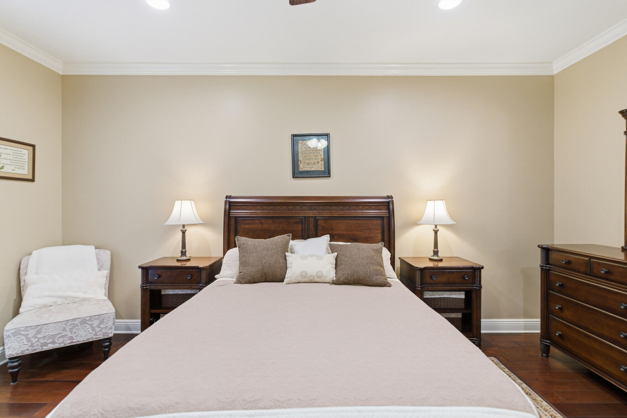 8 Chestnut Point
