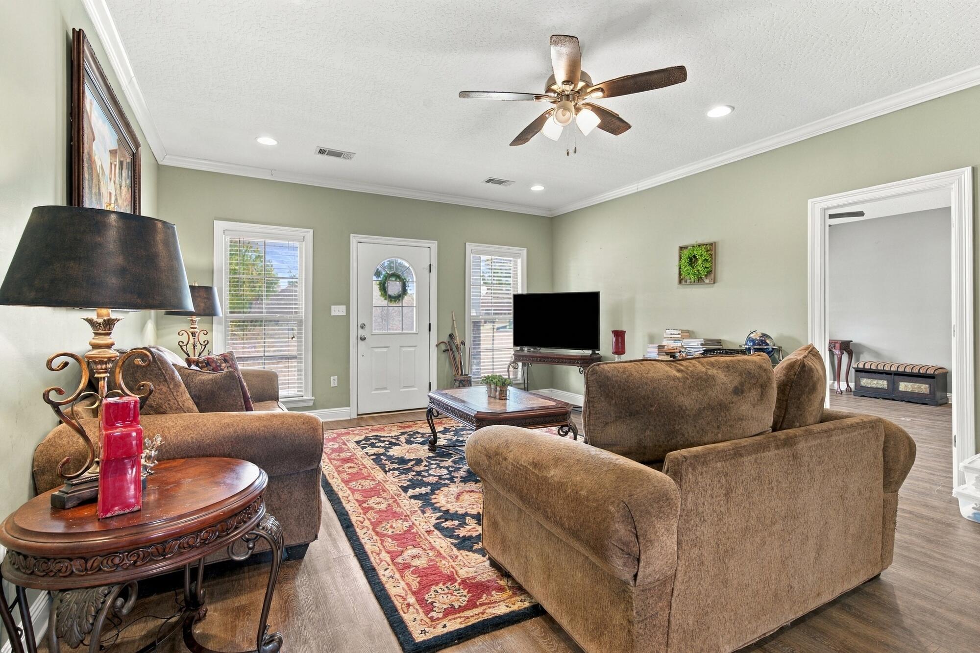 106 Griffith Dr.