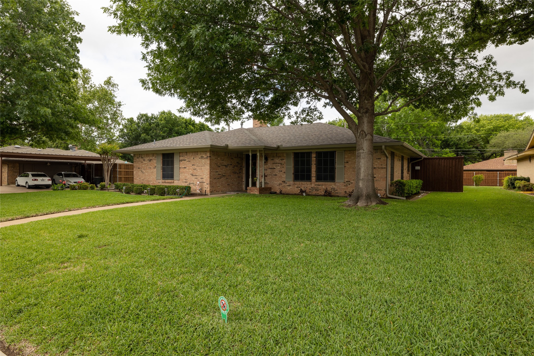 2405 Ingleside Drive