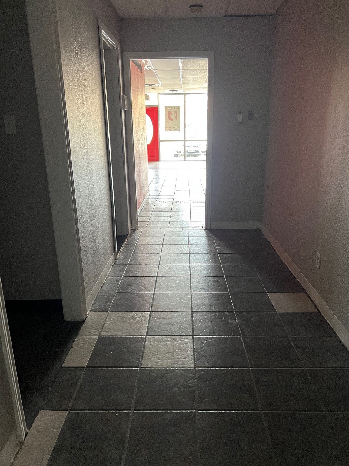 7806 N College Circle