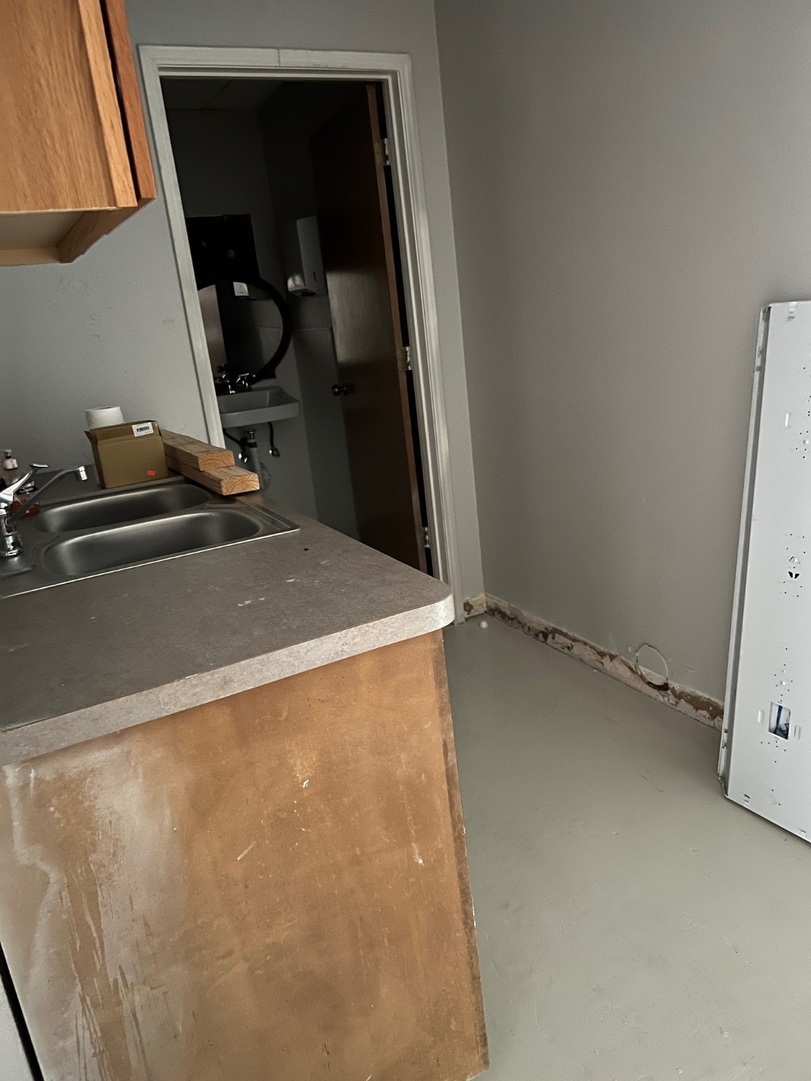 7808 N College Circle