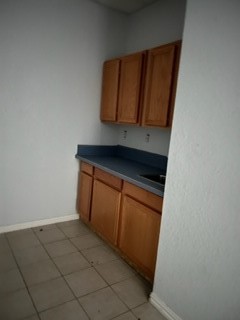 7812 N College Circle