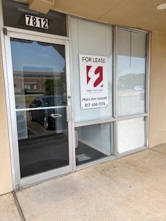 7812 N College Circle