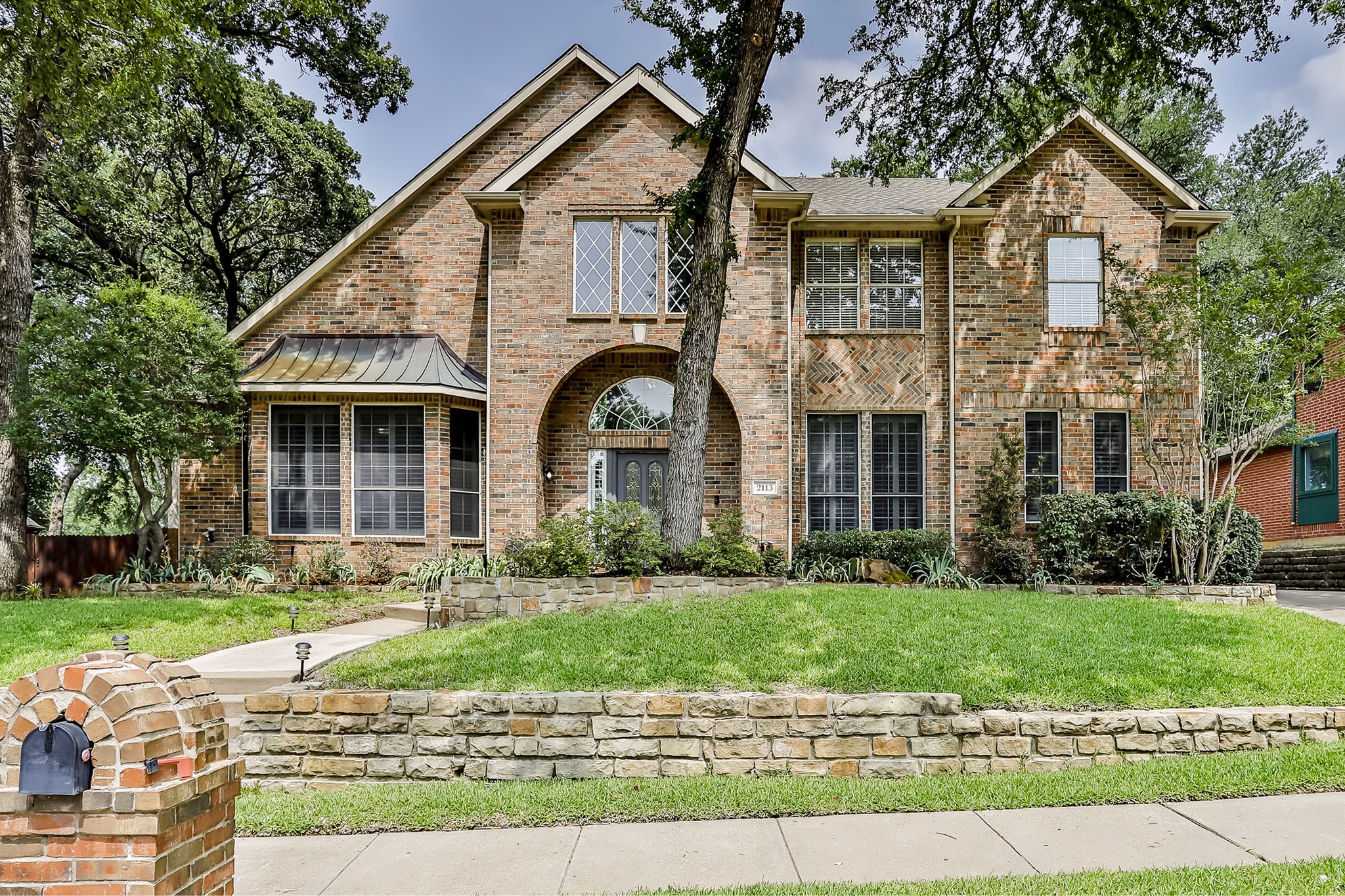 2113 Winding Creek Drive