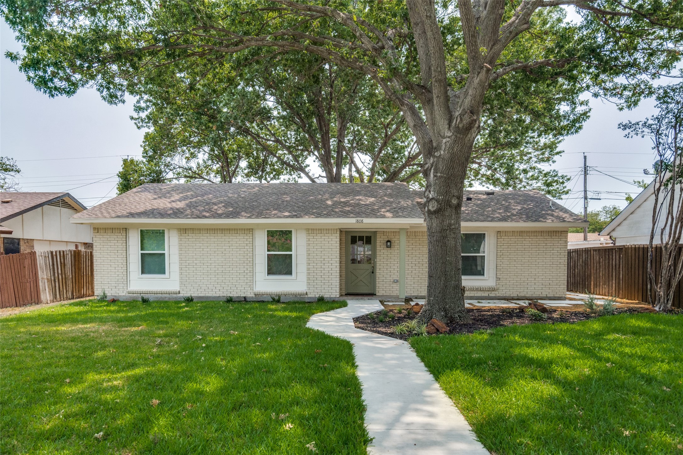 1808 Japonica Lane