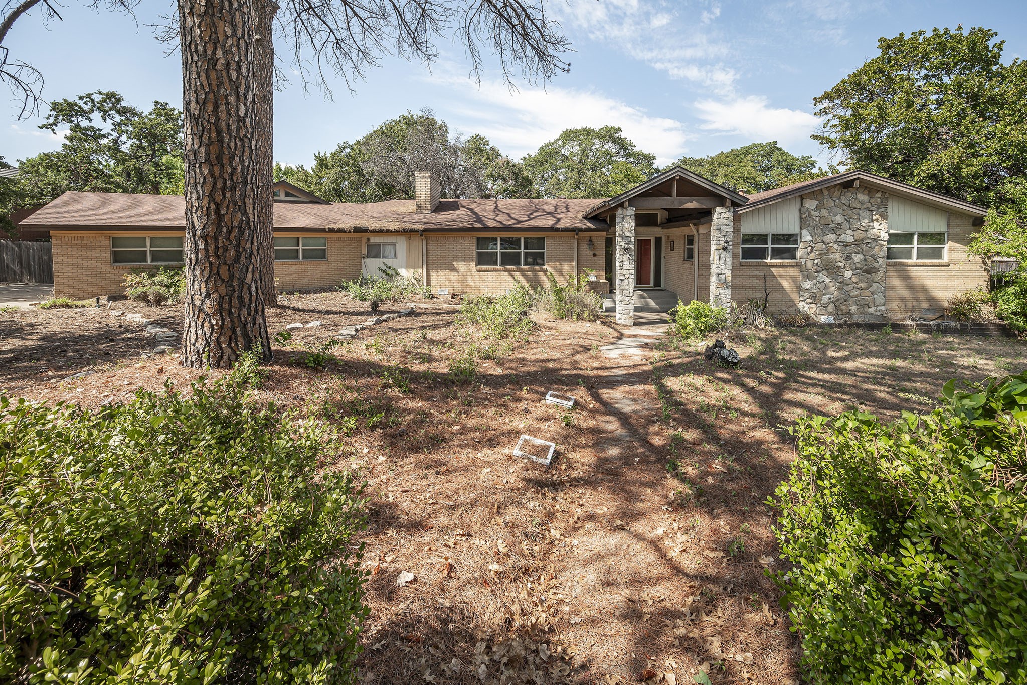 2516 Hall Johnson Road