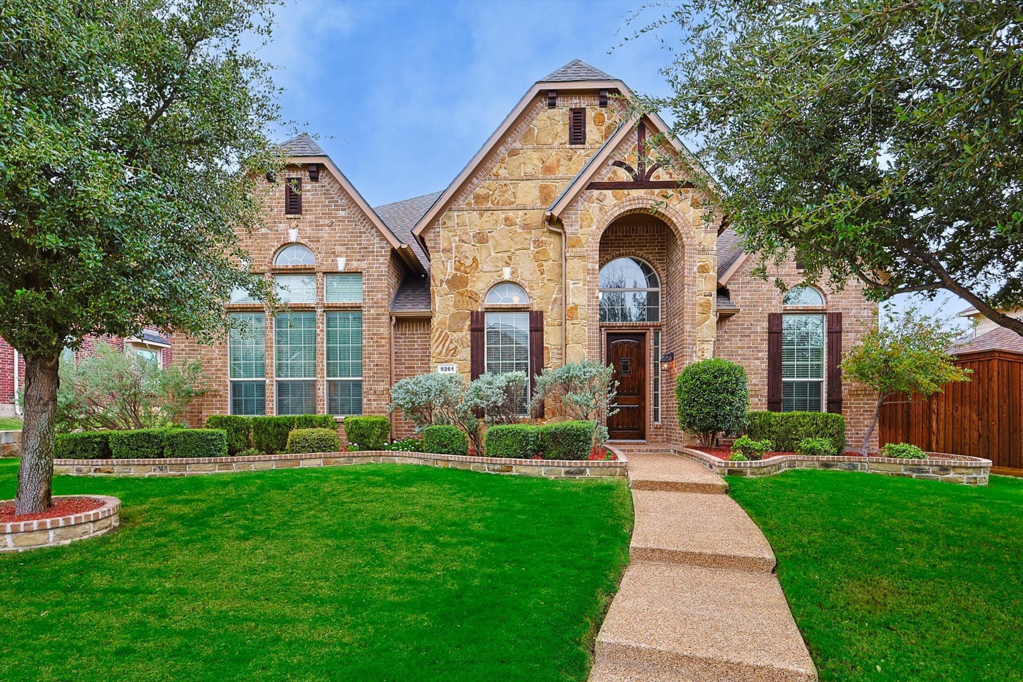 9261 Santee Lane