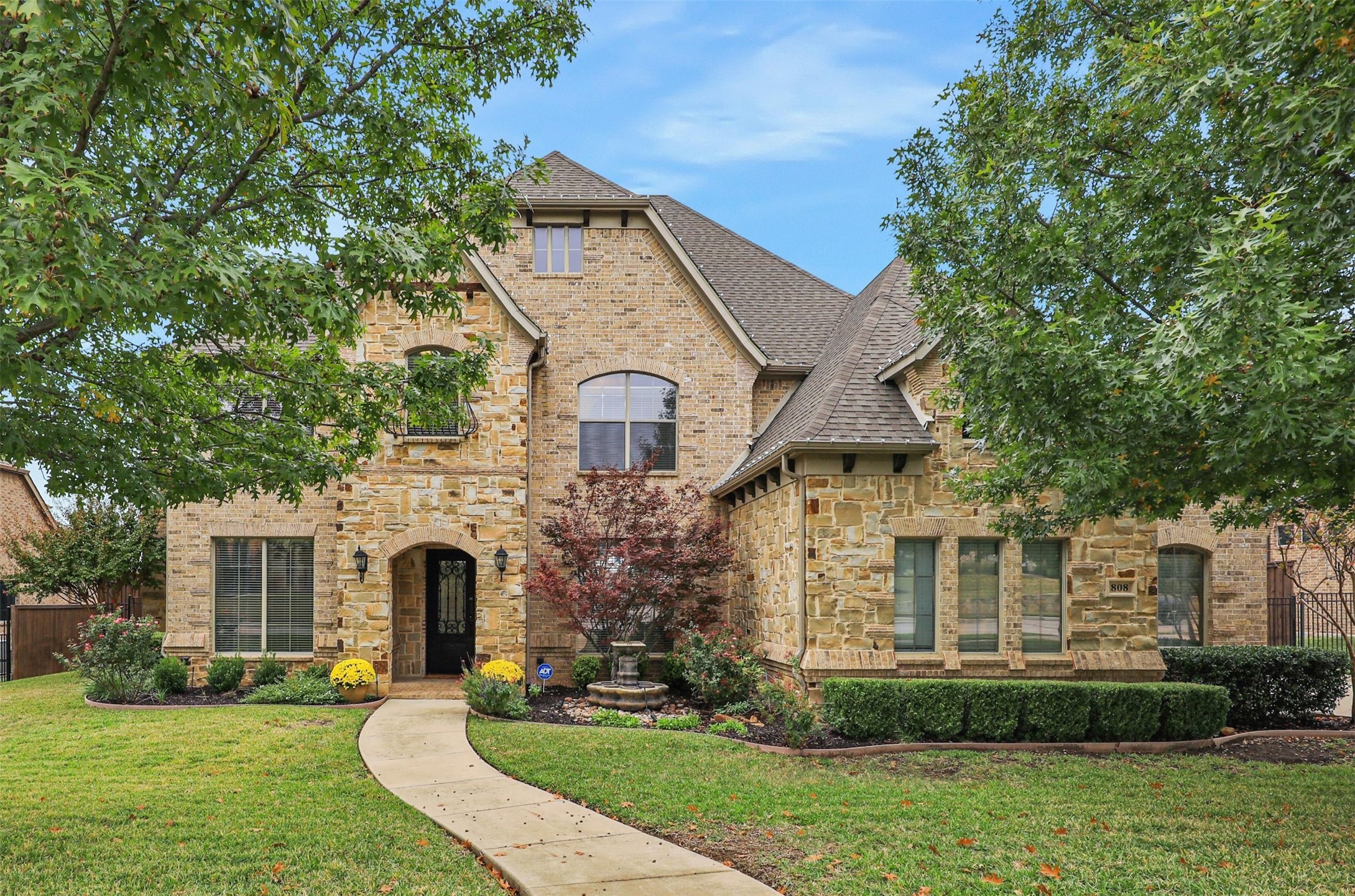 808 Cross Timbers Drive