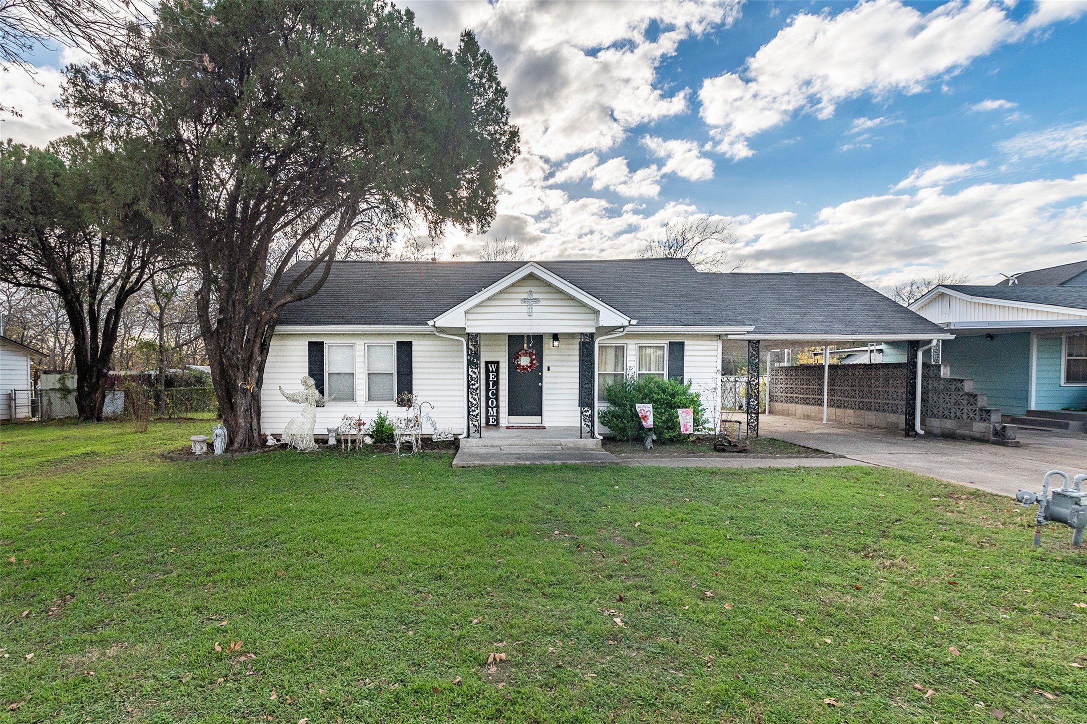 5737 Ridge Lane