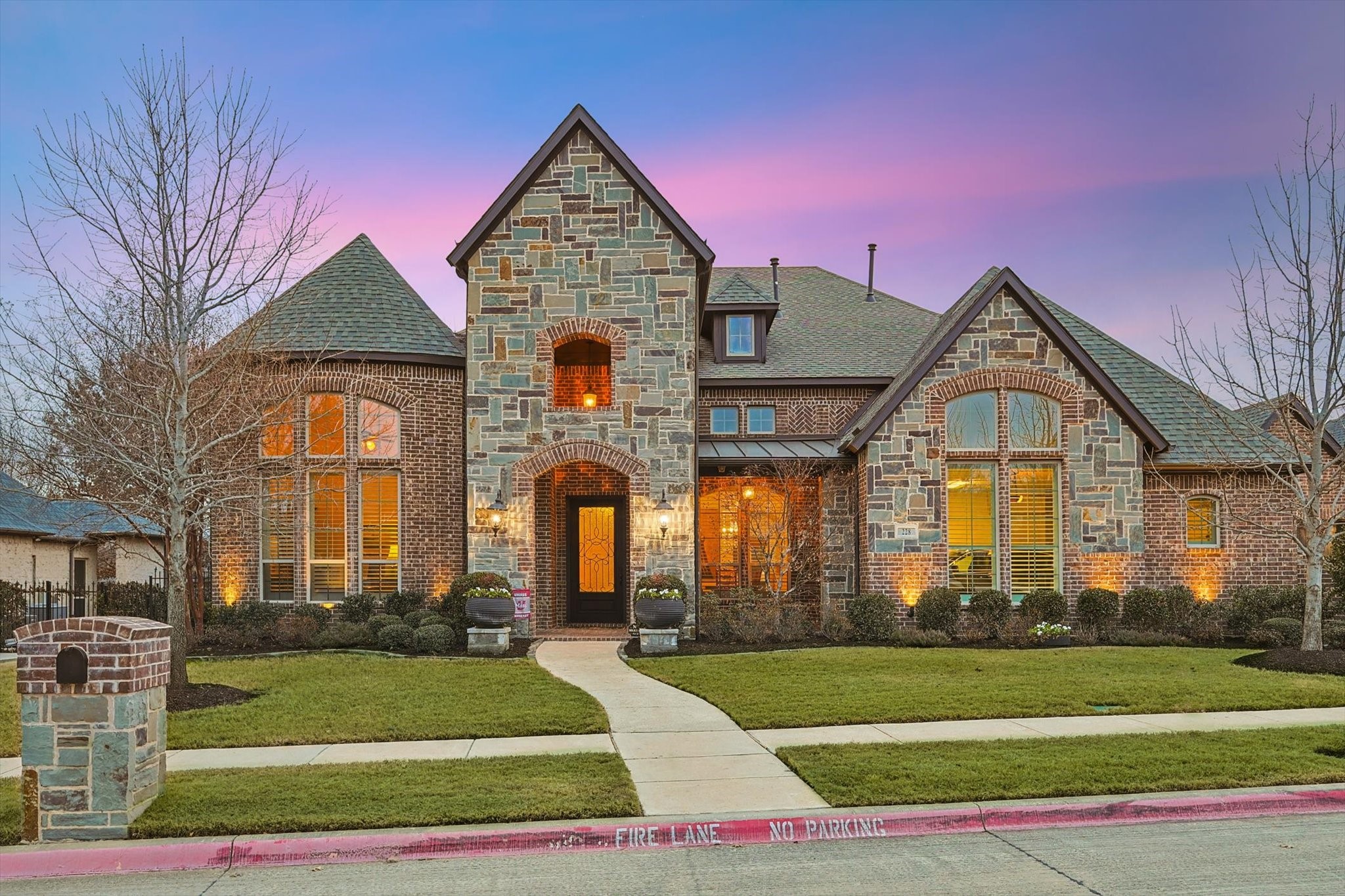 228 Marie Circle