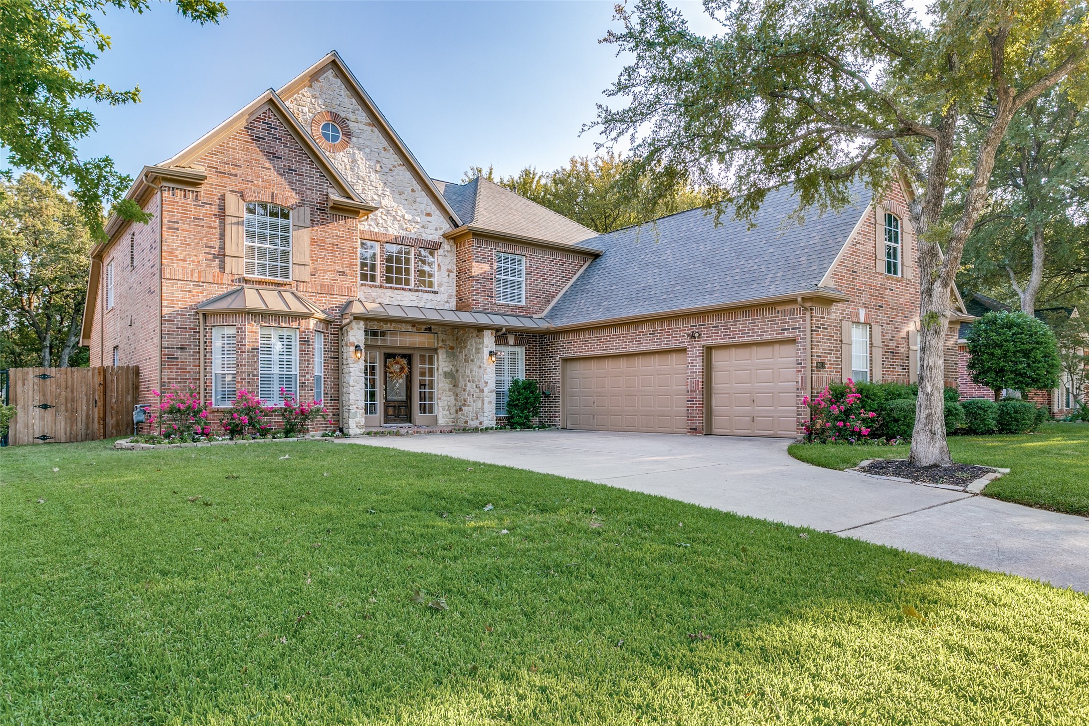 1612 Forest Bend Lane