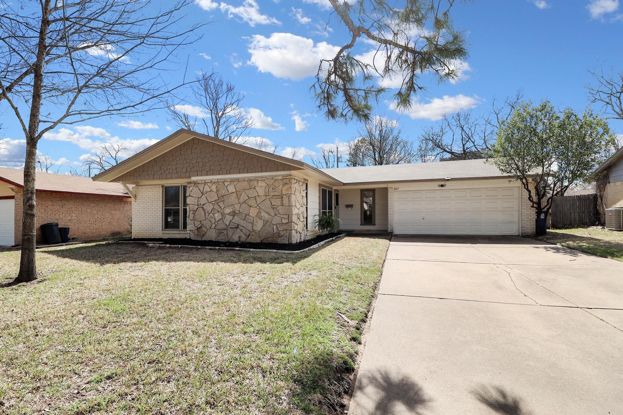 807 N Ector Drive