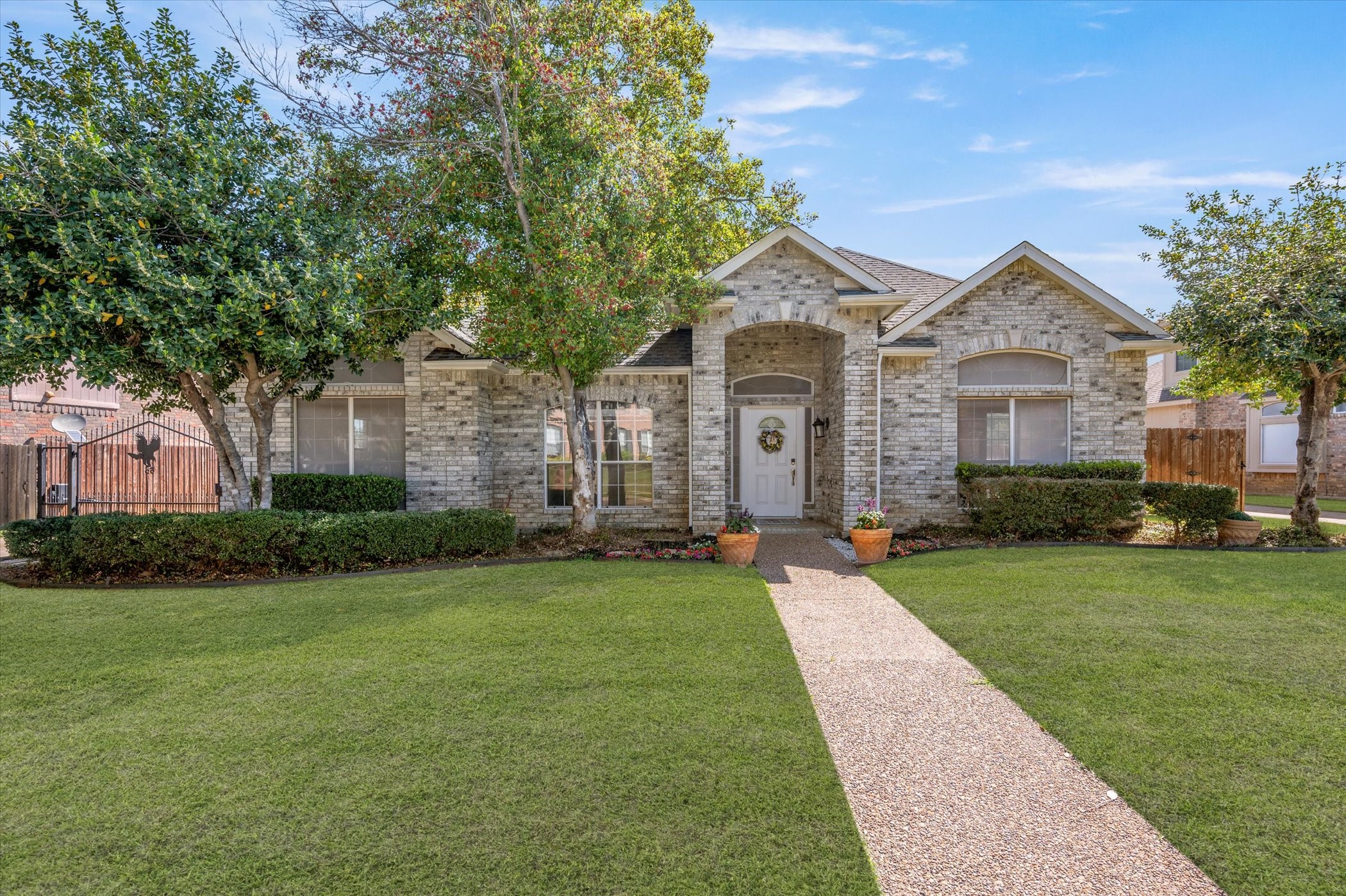 7908 Arlie Lane