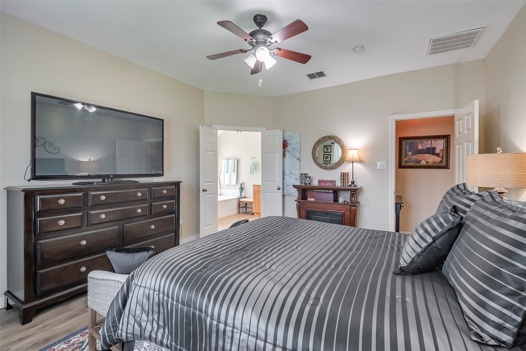15420 Adlong Drive