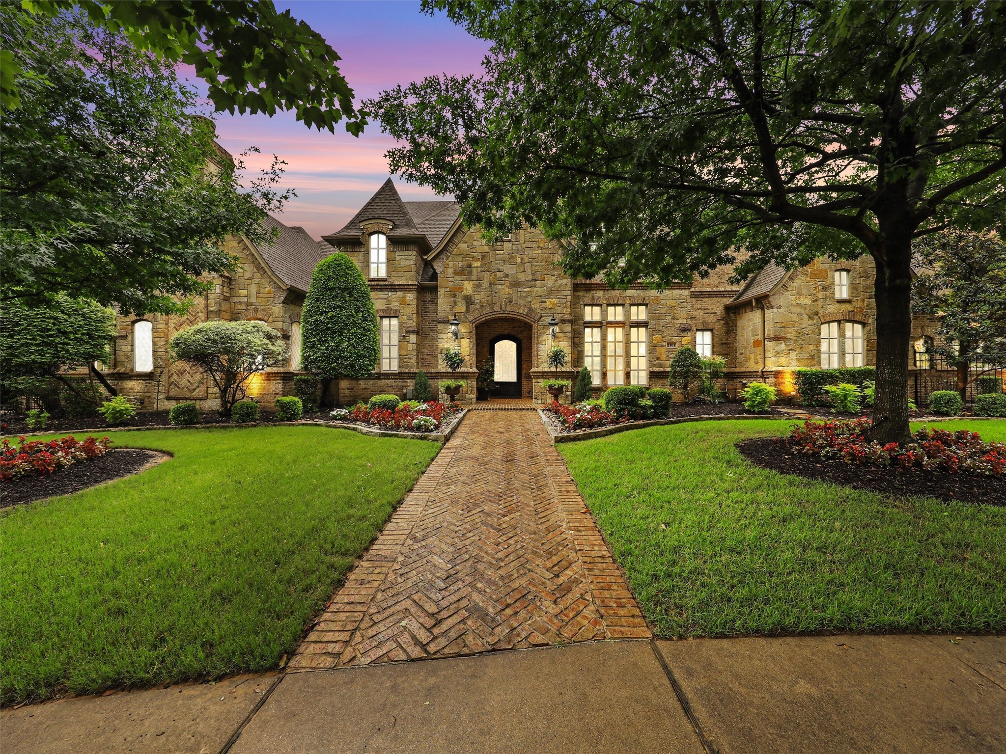 2101 Durango Court