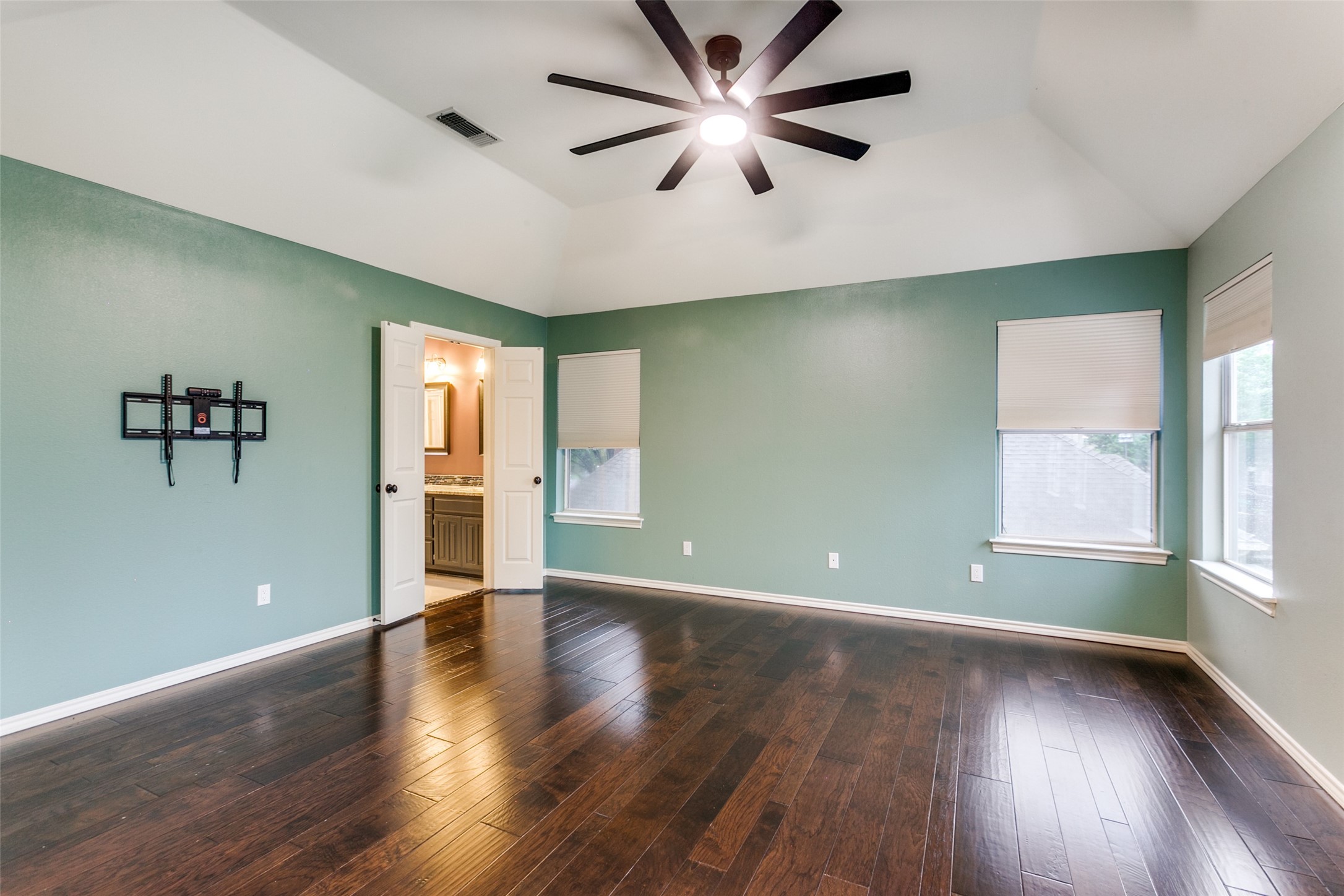 1107 Merribrook Lane