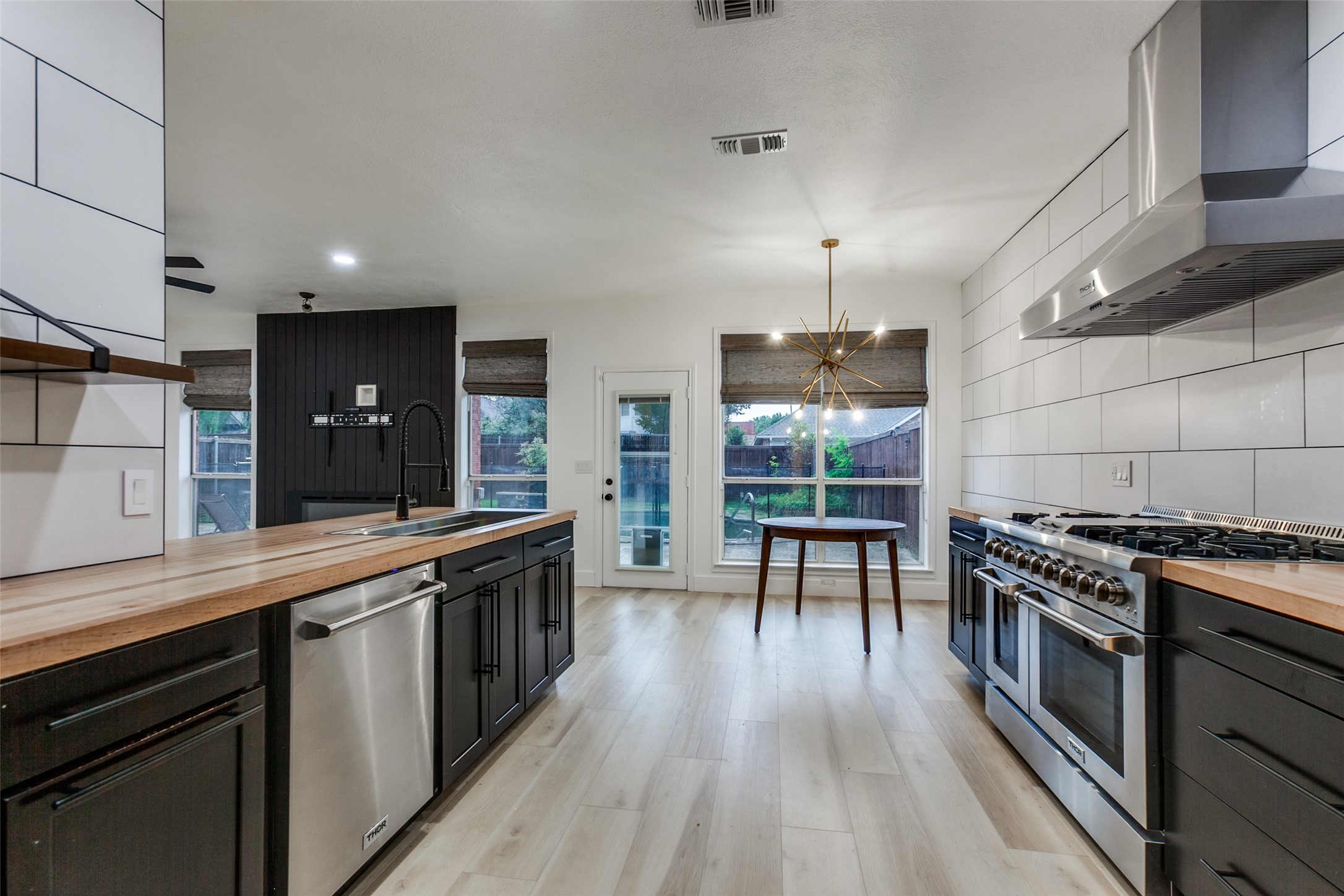 1107 Merribrook Lane