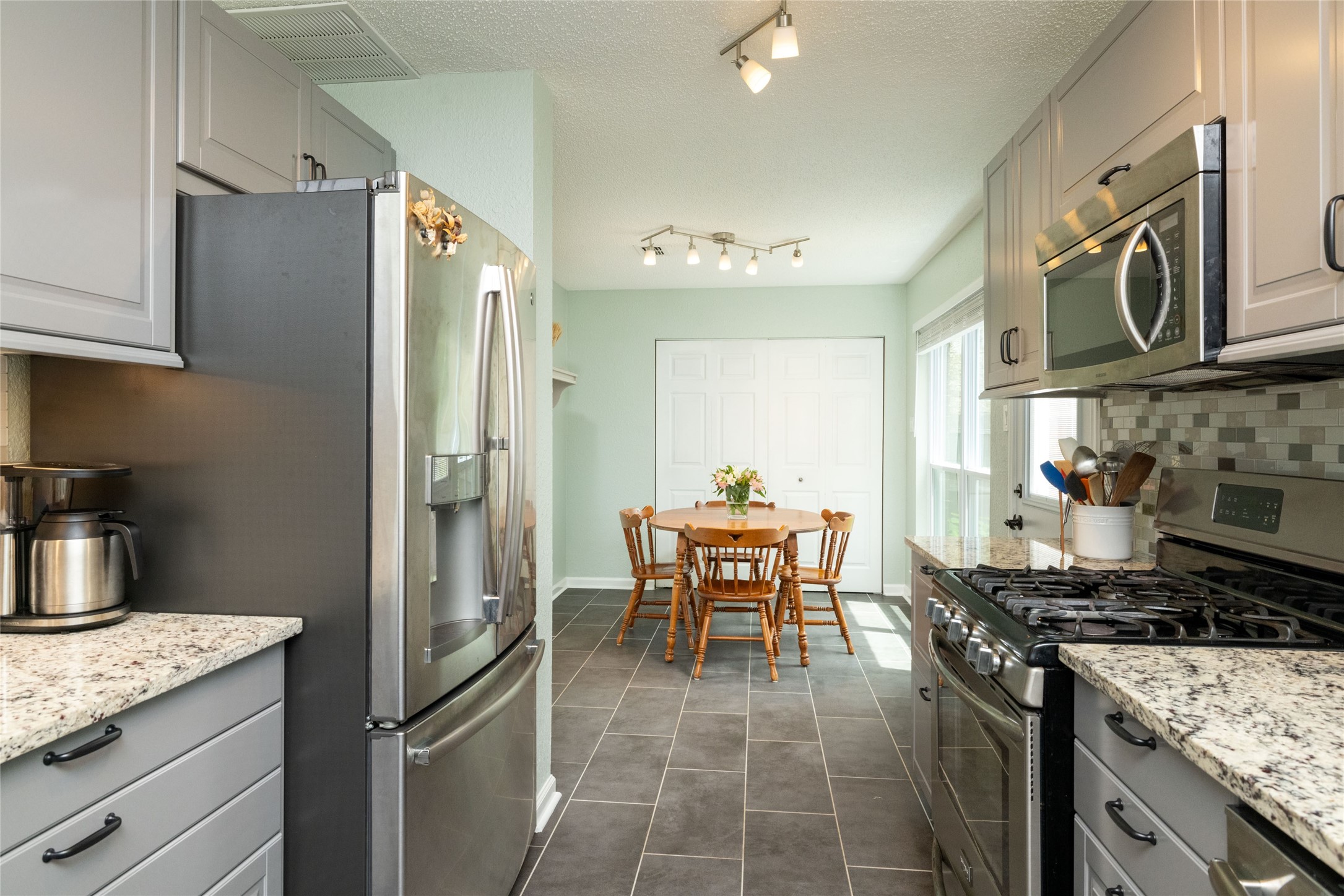 3304 Stone Bridge Drive