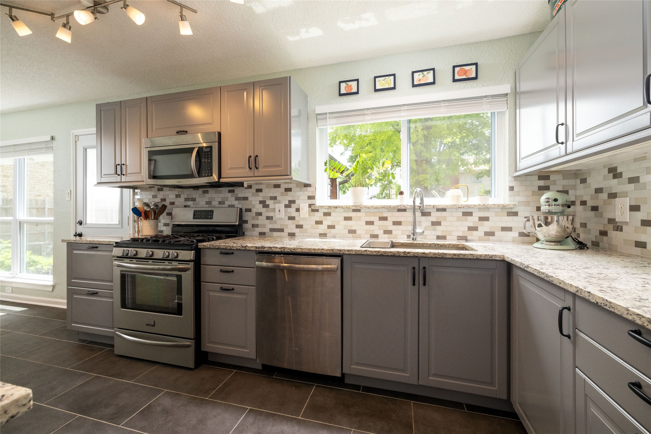 3304 Stone Bridge Drive