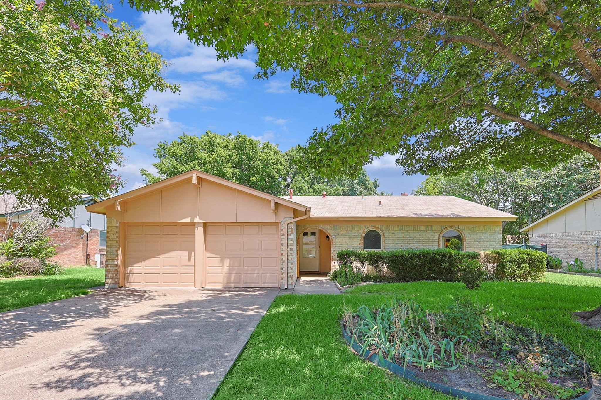 5512 Finian Lane
