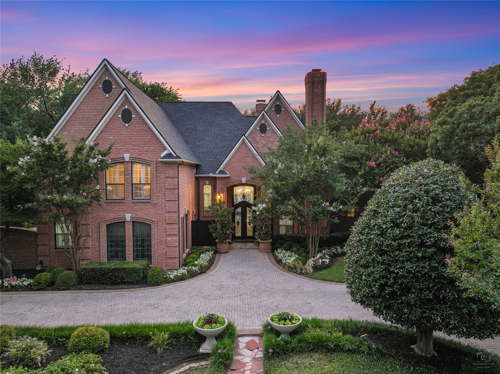 4600 Meandering Way