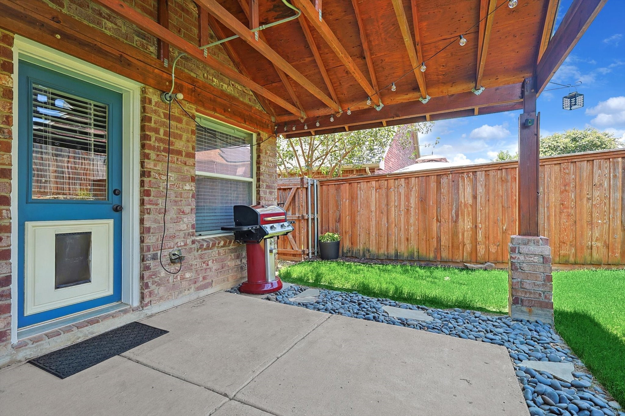 2708 Elderberry Lane