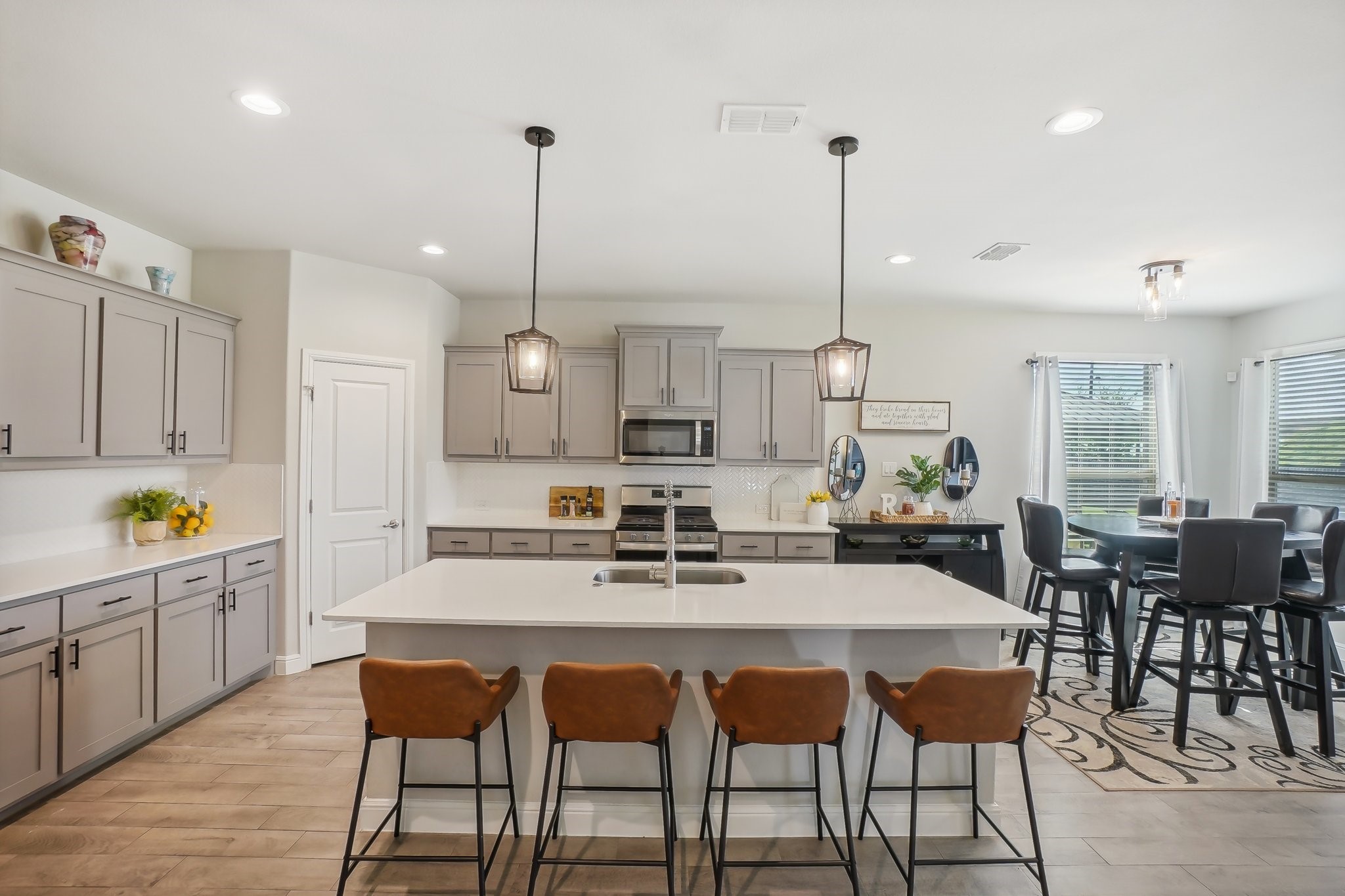 10901 Rockchapel Drive